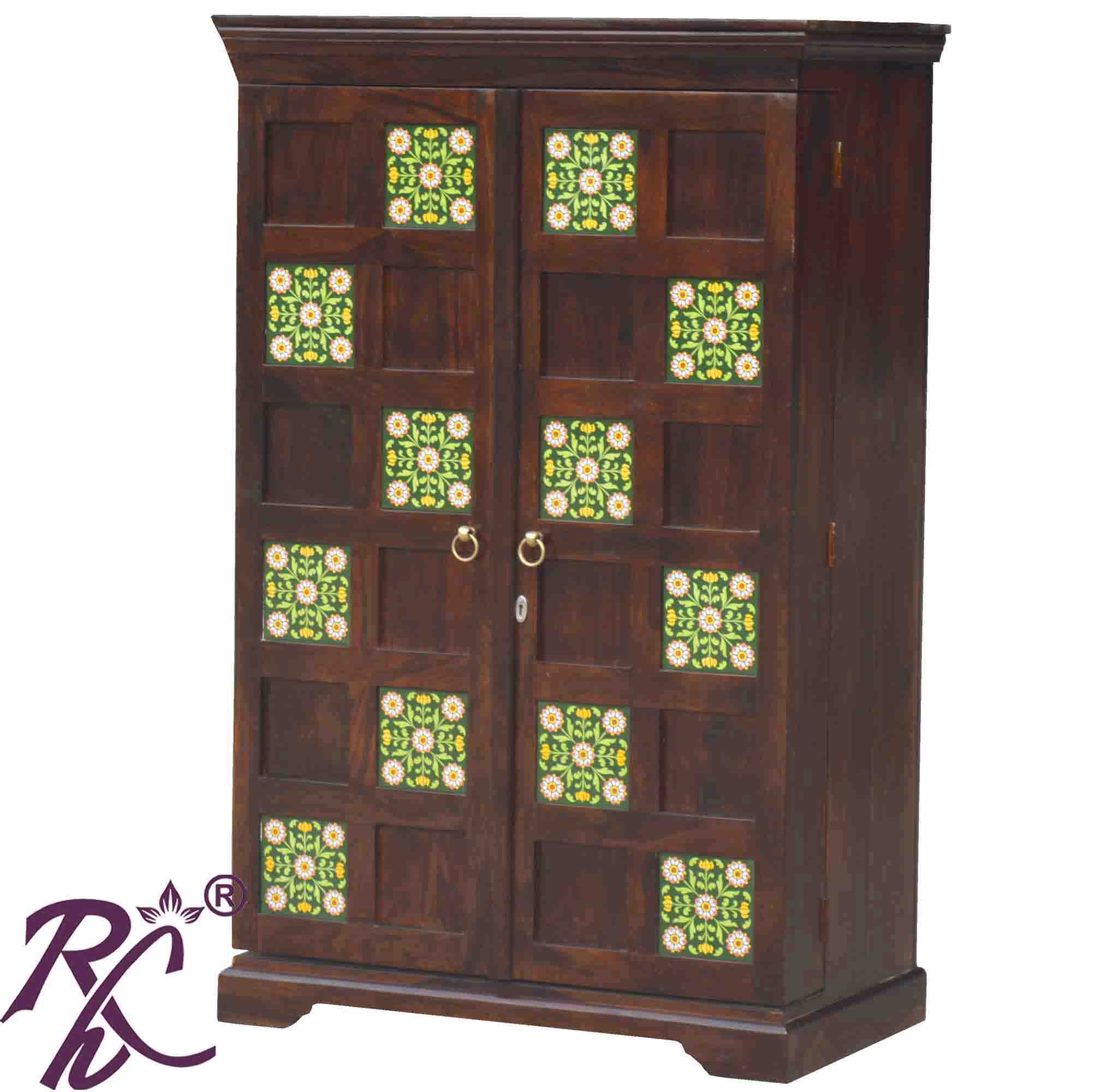 Solid Wood Tiles Door Design Bar Cabinet
