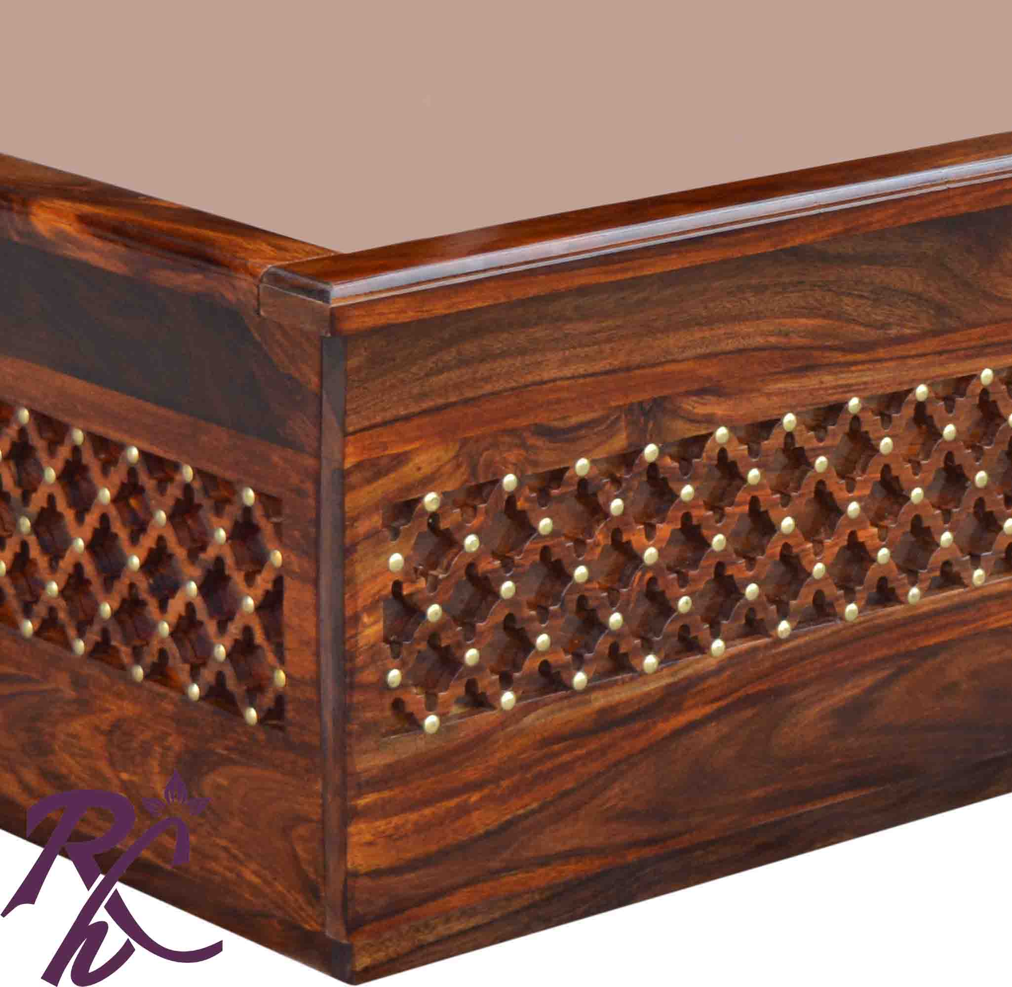 Solid Wooden Jiksa Jali Single Diwan Bed