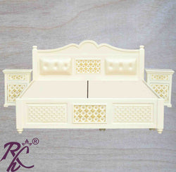 Solid Wooden Brass Bakhra 2 Drawer King Size With Storage Storage Bed With White Duco Paint K